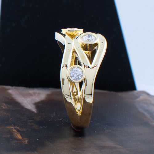 Classic Vintage Crystals Ring
